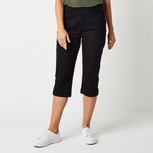 NWT St. John's Bay Mid Rise Capri Pants Black